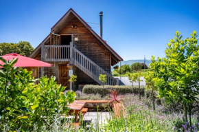 French Peak Loft - French Farm Holiday Home